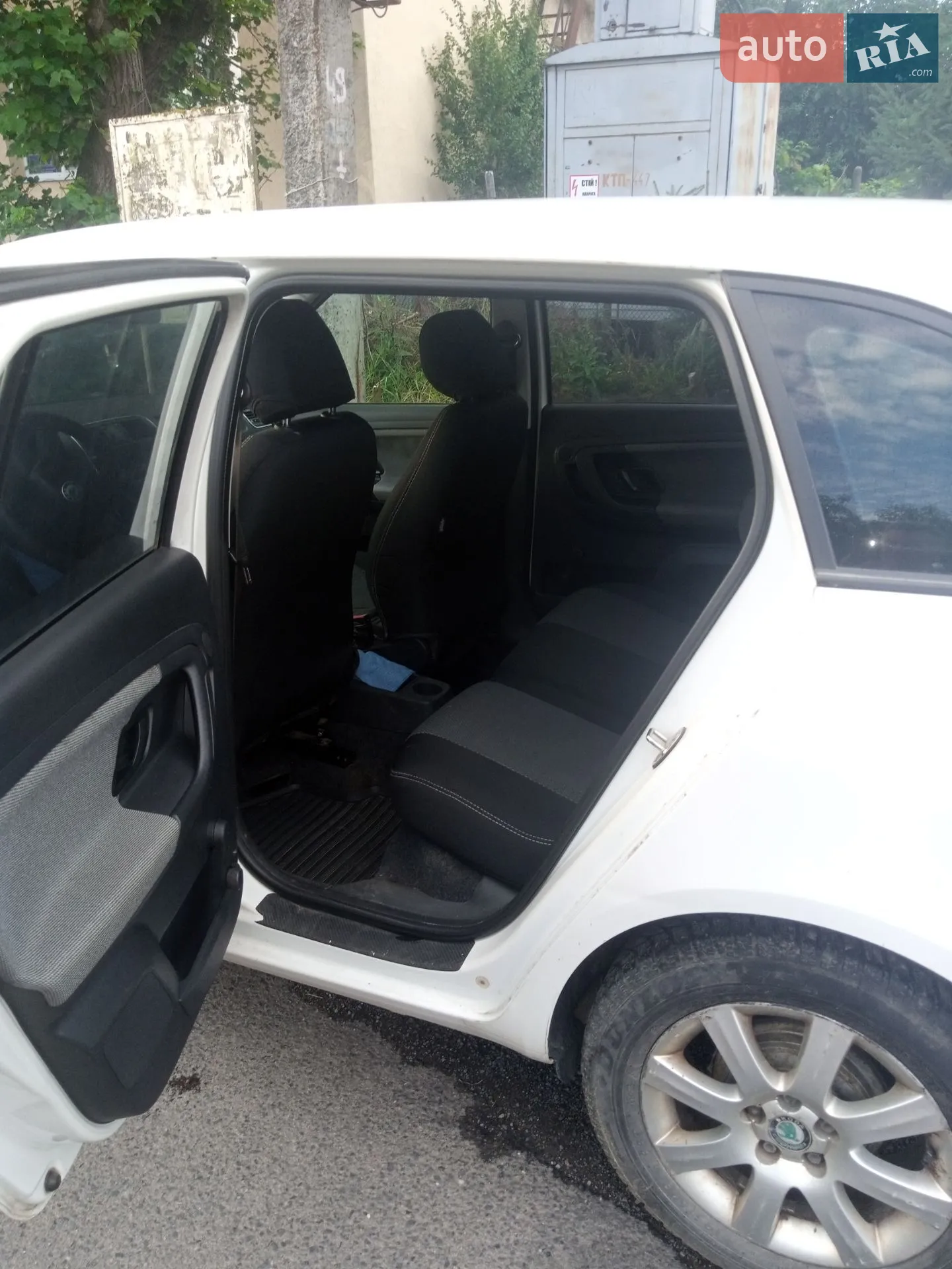 2011 Skoda Fabia - мініатюра 7