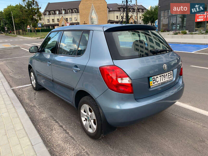 Хэтчбек Skoda Fabia 2008 в Львове