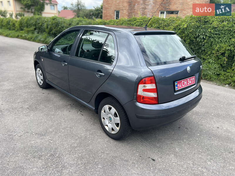 Хэтчбек Skoda Fabia 2007 в Виннице