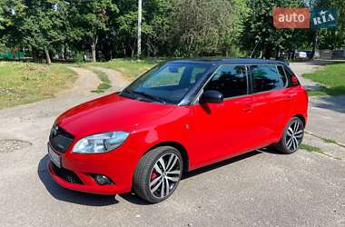 Хетчбек Skoda Fabia 2010 в Харкові
