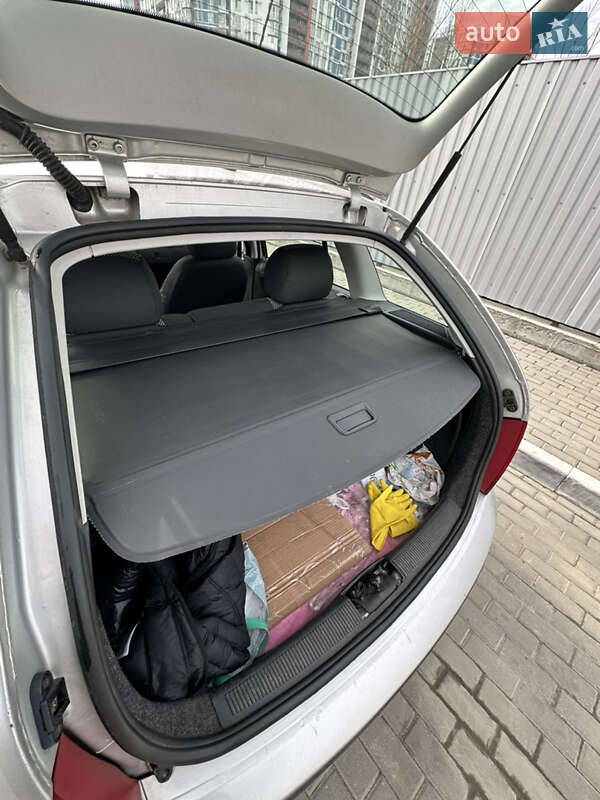Универсал Skoda Fabia 2004 в Киеве