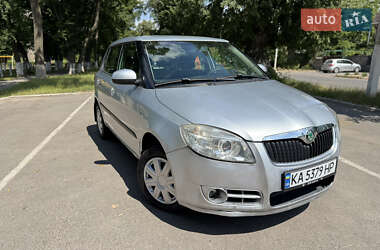 Хэтчбек Skoda Fabia 2008 в Вороновице