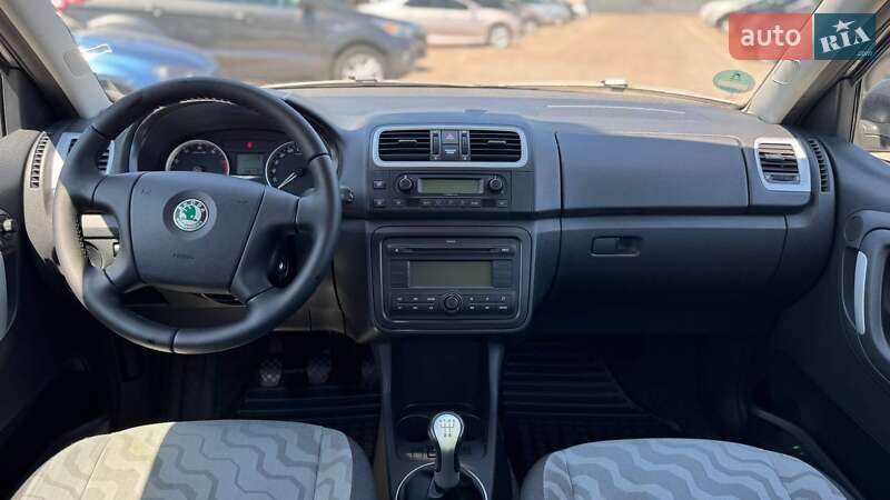 Универсал Skoda Fabia 2009 в Полтаве