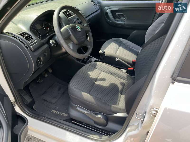 Хетчбек Skoda Fabia 2012 в Львові