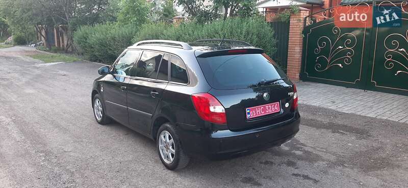 Универсал Skoda Fabia 2010 в Чернигове