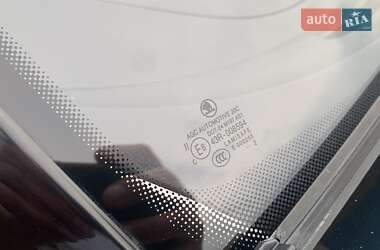 Хэтчбек Skoda Fabia 2012 в 