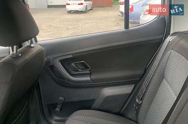 Хэтчбек Skoda Fabia 2012 в 
