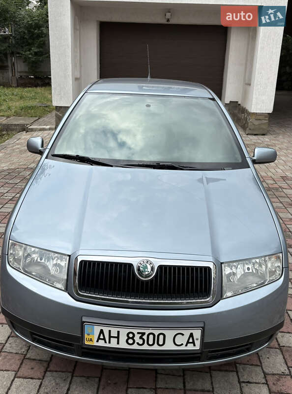 Хэтчбек Skoda Fabia 2004 в Стрые