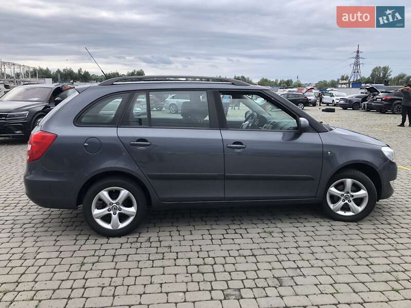 Универсал Skoda Fabia 2011 в Черновцах