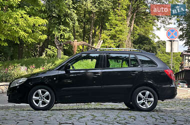 Универсал Skoda Fabia 2010 в Каменец-Подольском