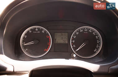 Хэтчбек Skoda Fabia 2009 в 