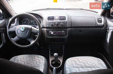 Хэтчбек Skoda Fabia 2009 в 