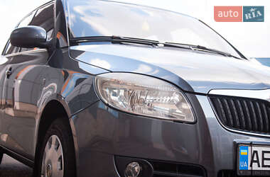 Хэтчбек Skoda Fabia 2009 в 