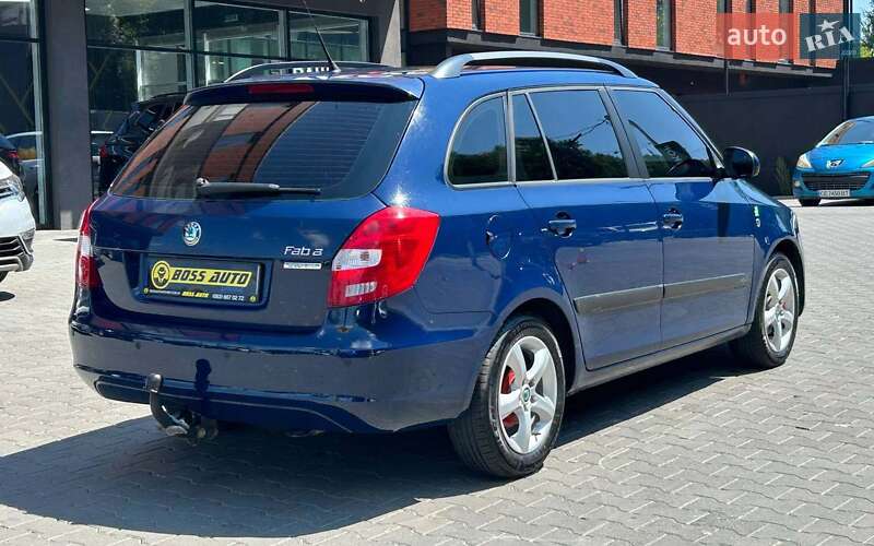 Универсал Skoda Fabia 2011 в Черновцах