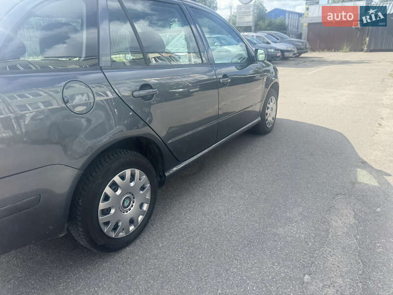Универсал Skoda Fabia 2007 в Чернигове