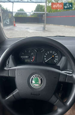 Универсал Skoda Fabia 2002 в 