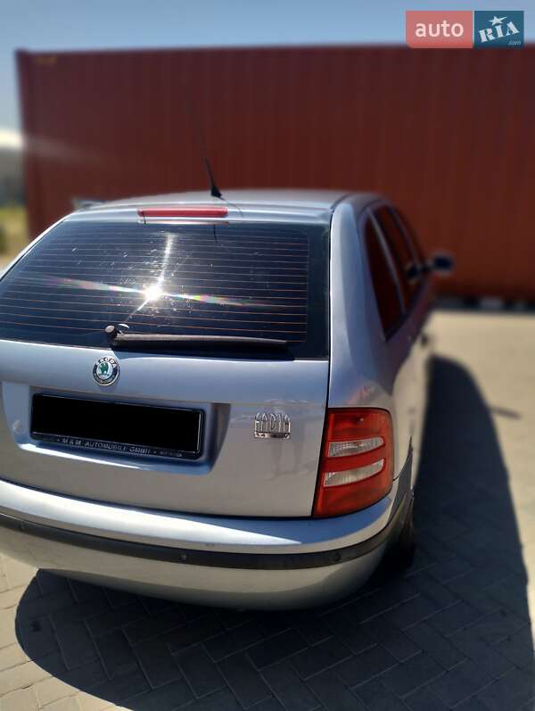 Універсал Skoda Fabia 2004 в Сумах