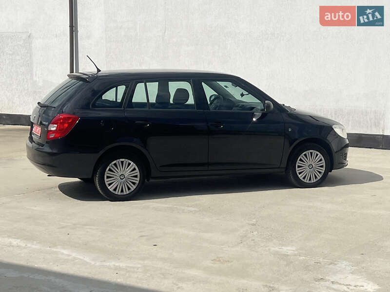 Універсал Skoda Fabia 2013 в Вінниці