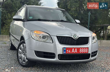 Універсал Skoda Fabia 2009 в Трускавці