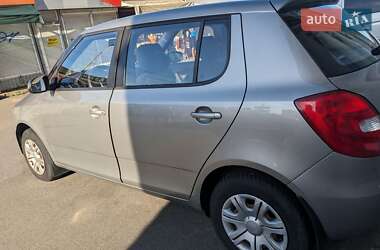 Хетчбек Skoda Fabia 2012 в Києві