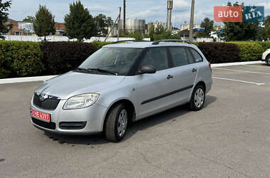 Универсал Skoda Fabia 2010 в Полтаве