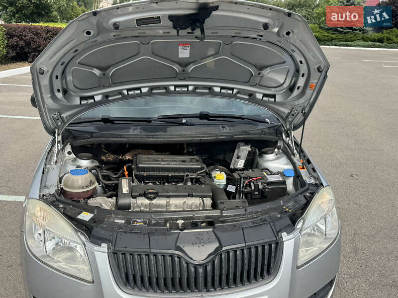 Универсал Skoda Fabia 2010 в Полтаве