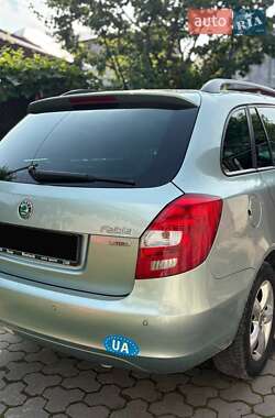 Універсал Skoda Fabia 2011 в Тернополі