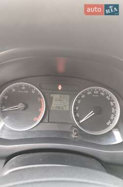 Хэтчбек Skoda Fabia 2008 в Киеве
