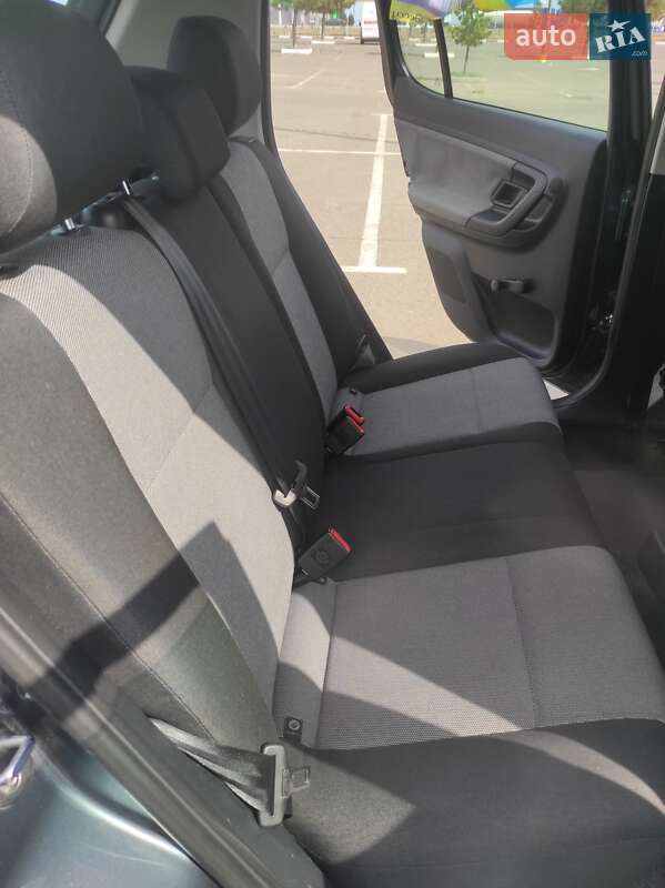 Хэтчбек Skoda Fabia 2009 в Николаеве фото 7 Хэтчбек Skoda Fabia 2009 в Николаеве