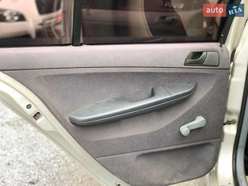 Хетчбек Skoda Fabia 2001 в Вінниці