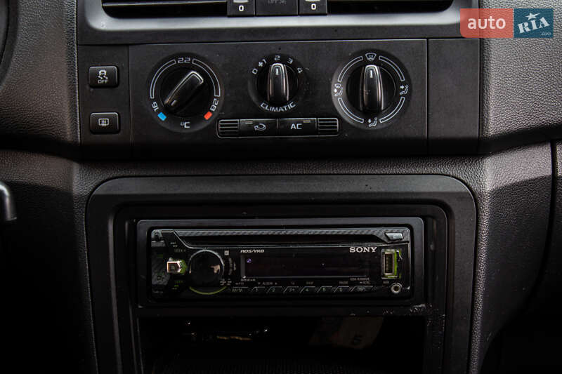 Хэтчбек Skoda Fabia 2010 в Львове фото 34 Хэтчбек Skoda Fabia 2010 в Львове