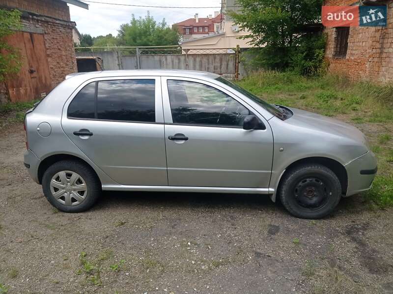 Хэтчбек Skoda Fabia 2006 в Дрогобыче