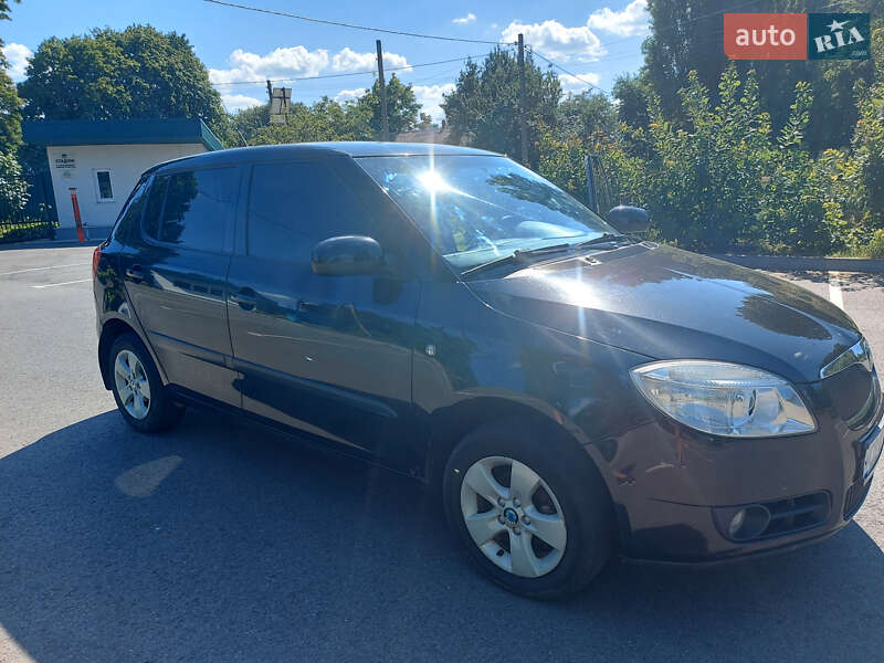 Хэтчбек Skoda Fabia 2007 в Соснице