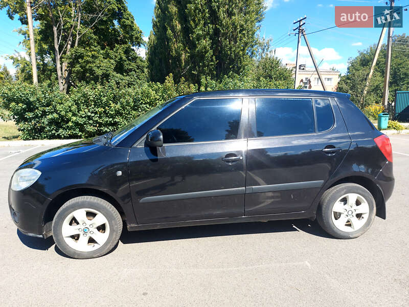 Хэтчбек Skoda Fabia 2007 в Соснице