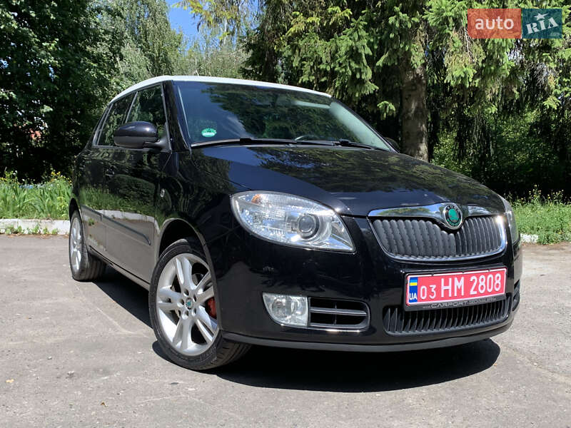 Хэтчбек Skoda Fabia 2008 в 