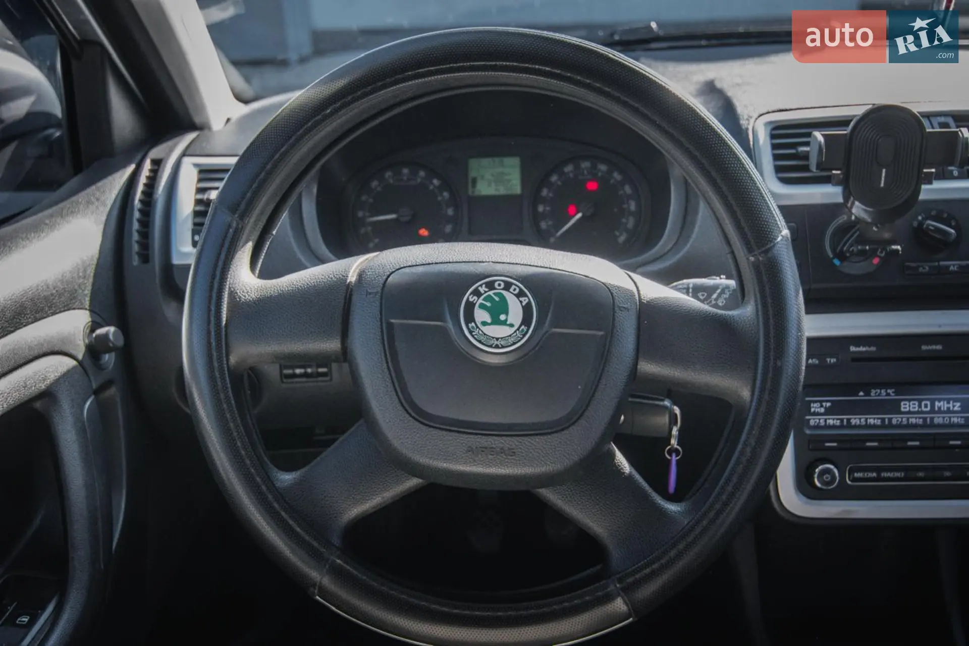 2011 Skoda Fabia - мініатюра 7