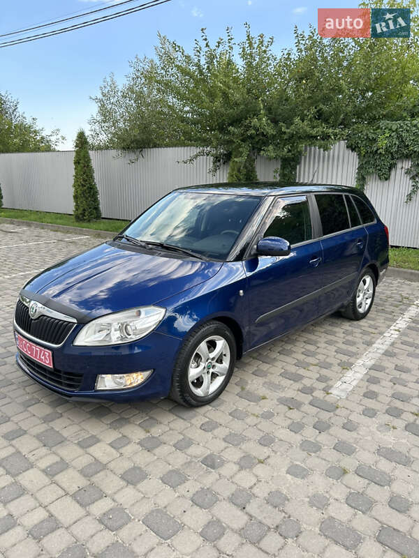 Універсал Skoda Fabia 2010 в Івано-Франківську