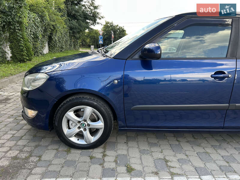 Універсал Skoda Fabia 2010 в Івано-Франківську