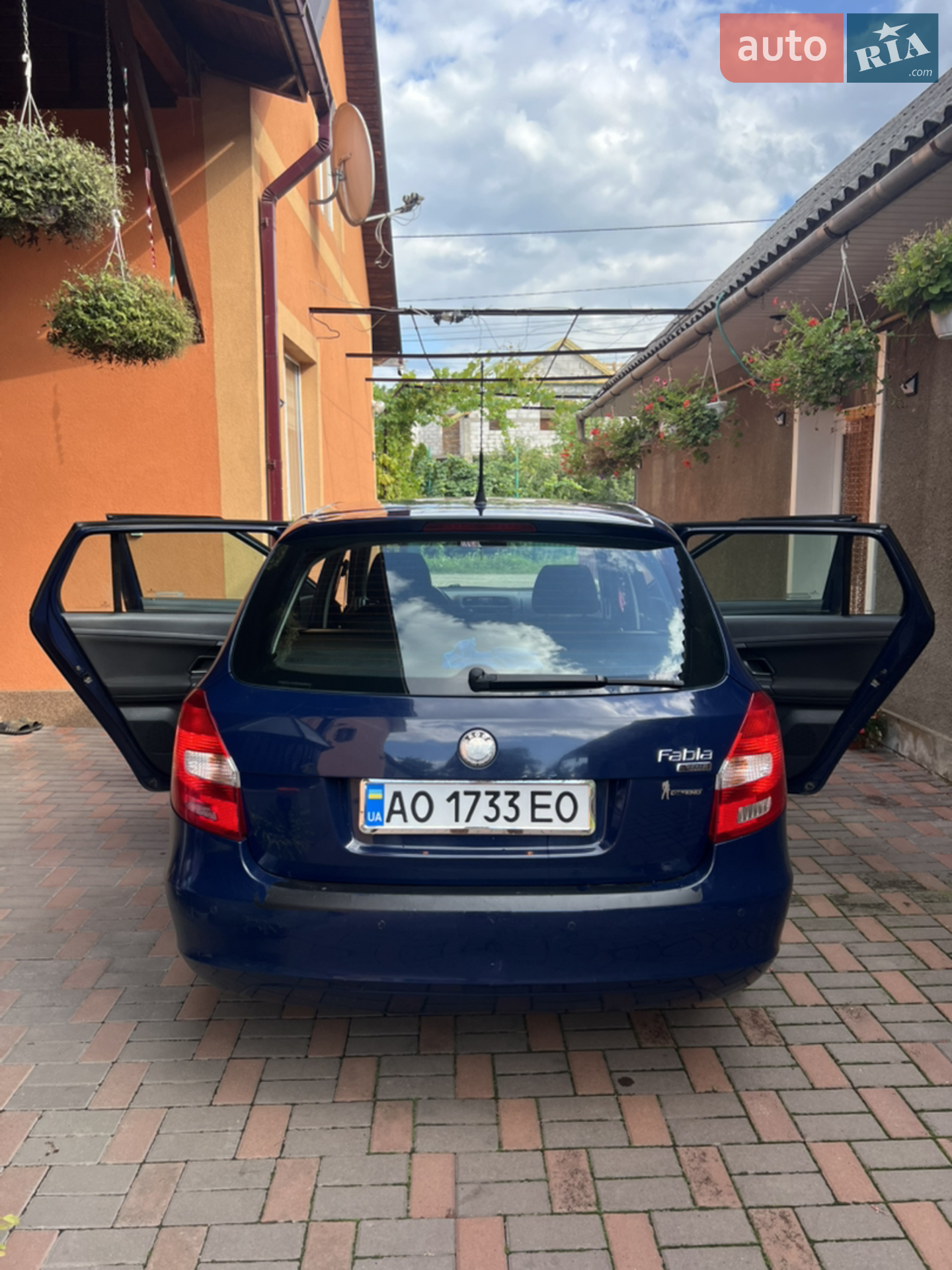 2010 Skoda Fabia - мініатюра 10