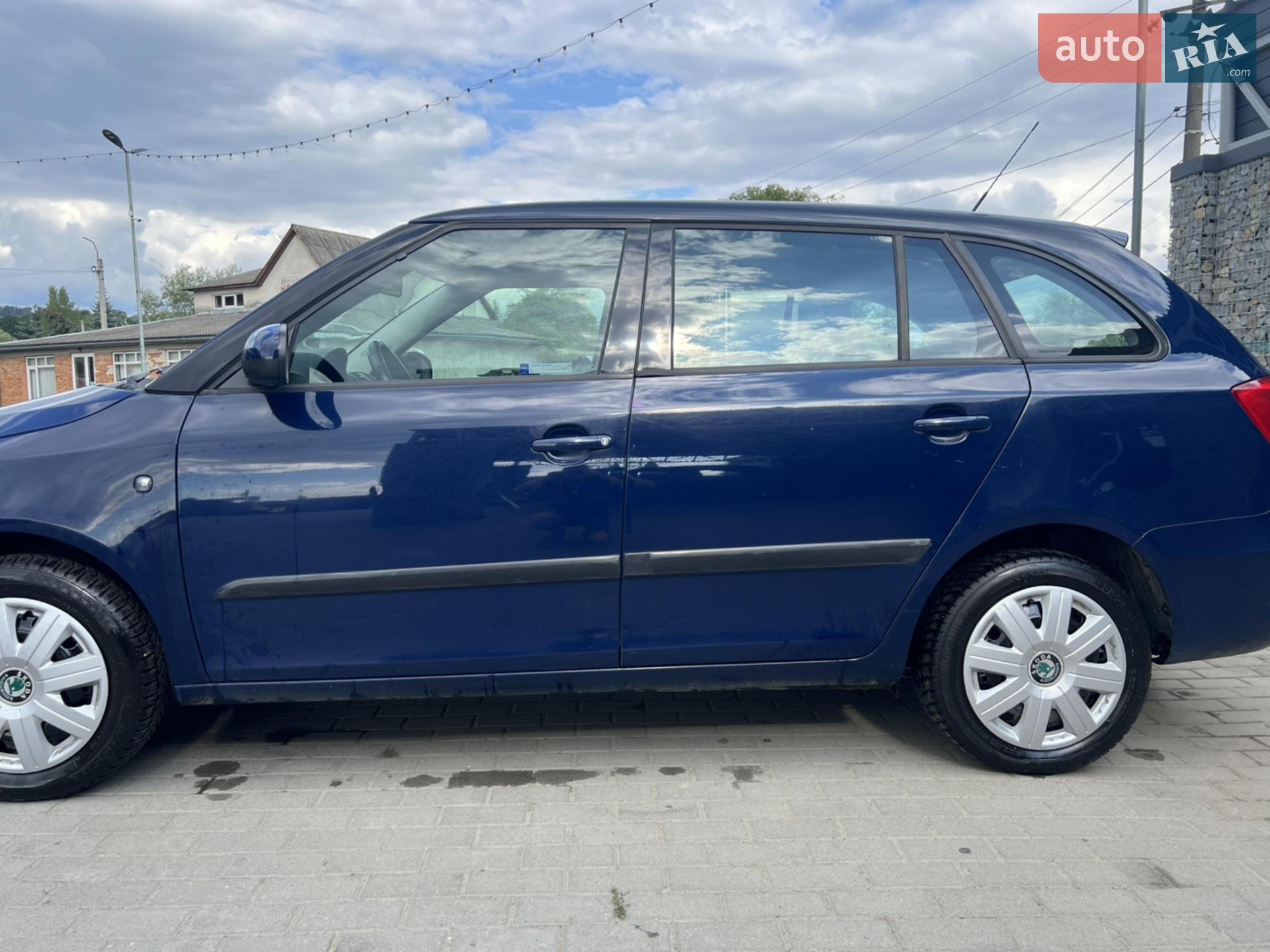 2010 Skoda Fabia - мініатюра 4