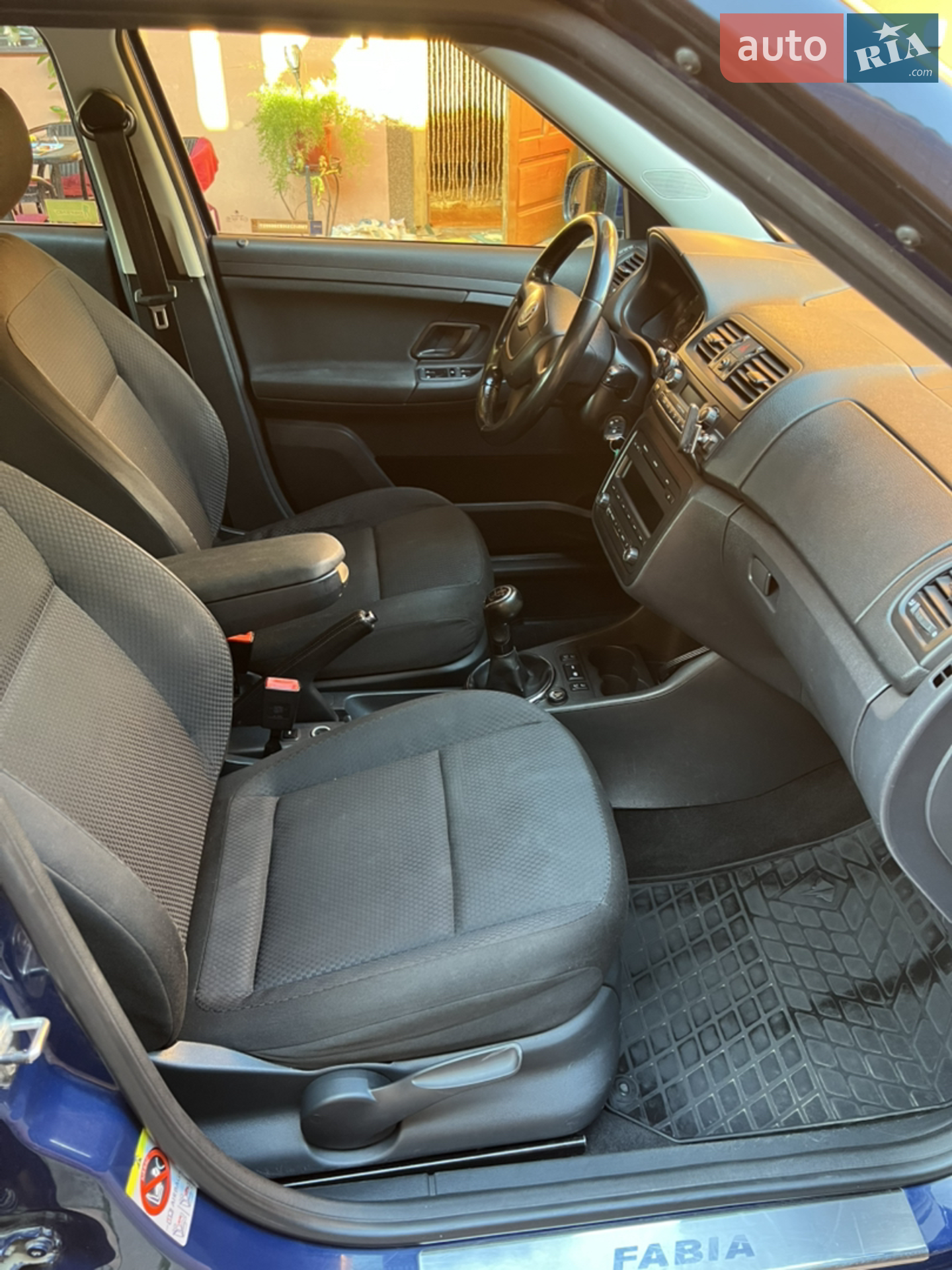 2010 Skoda Fabia - мініатюра 17