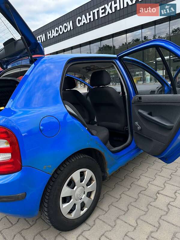 Хетчбек Skoda Fabia 2004 в Вінниці фото 18 Хетчбек Skoda Fabia 2004 в Вінниці