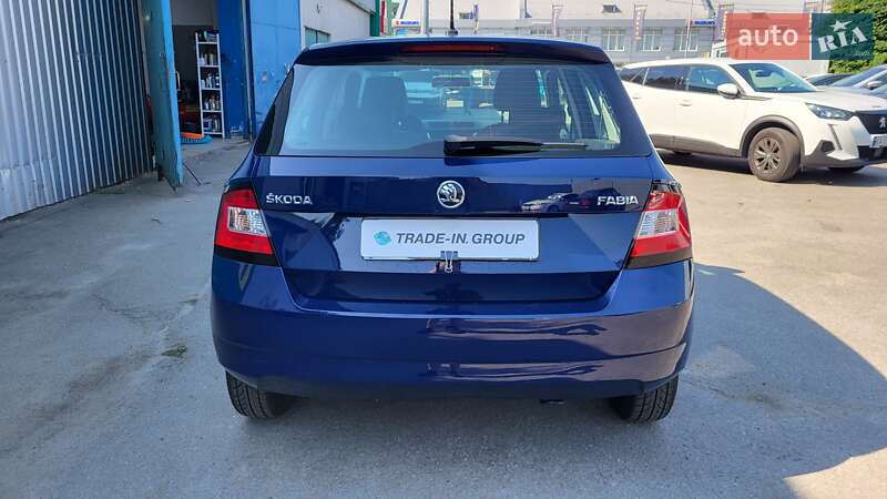 Хэтчбек Skoda Fabia 2017 в Киеве