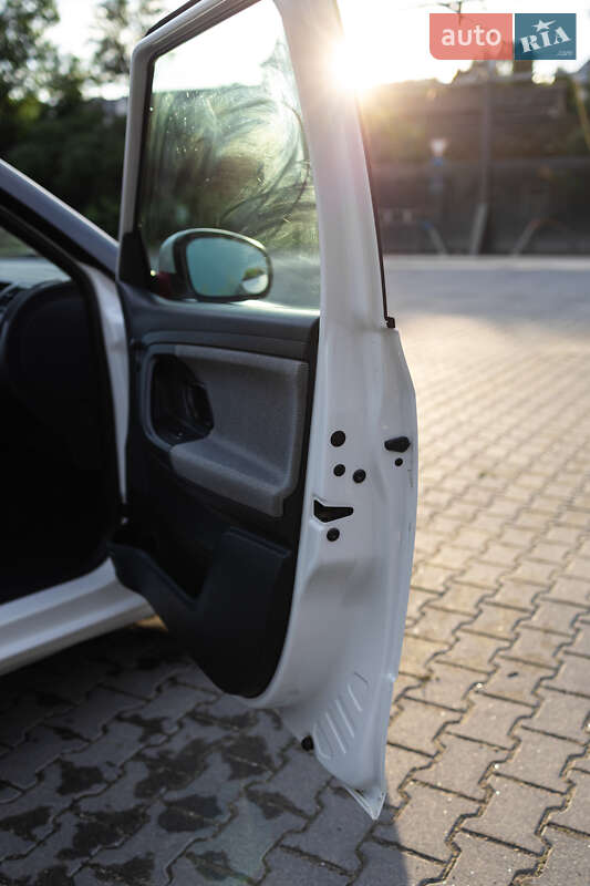 Универсал Skoda Fabia 2014 в Тернополе