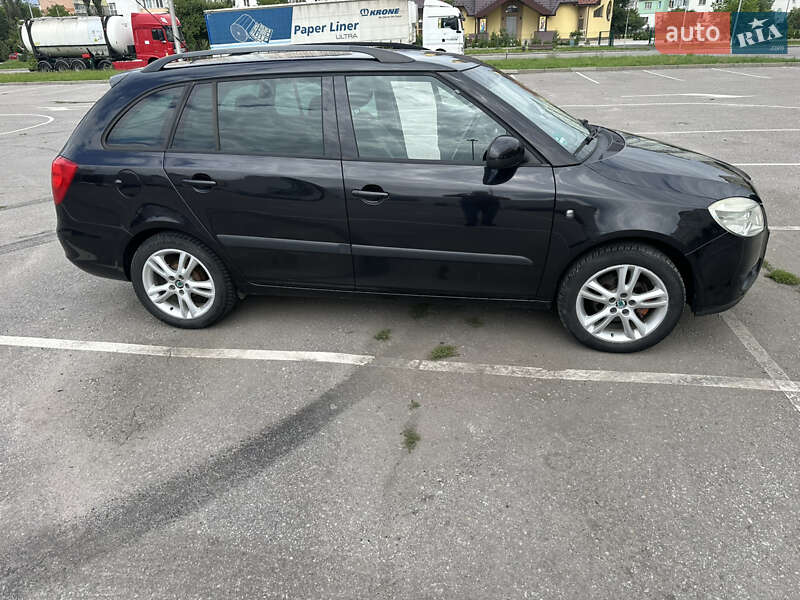 Універсал Skoda Fabia 2009 в Івано-Франківську