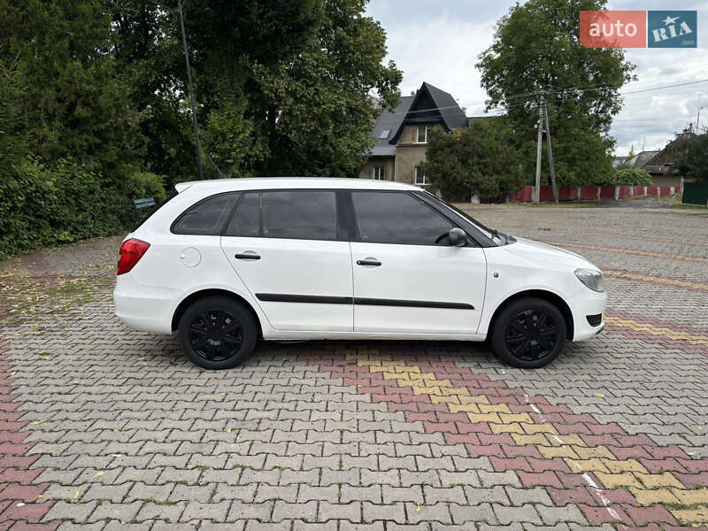 Универсал Skoda Fabia 2011 в Солотвине