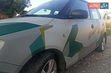 Хэтчбек Skoda Fabia 2007 в 