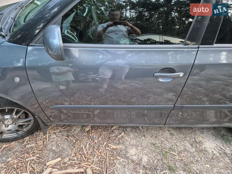 Хэтчбек Skoda Fabia 2008 в Броварах