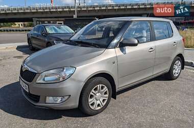 Хэтчбек Skoda Fabia 2012 в Киеве