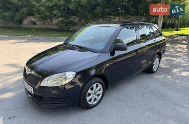 Универсал Skoda Fabia 2010 в Звягеле